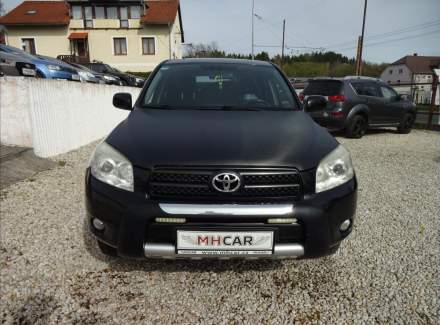 Toyota - RAV 4