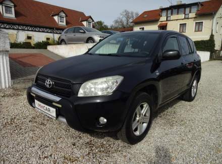 Toyota - RAV 4