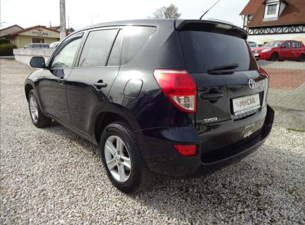 Toyota - RAV 4