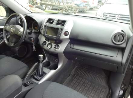 Toyota - RAV 4