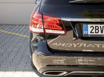 Mercedes-Benz - E-class