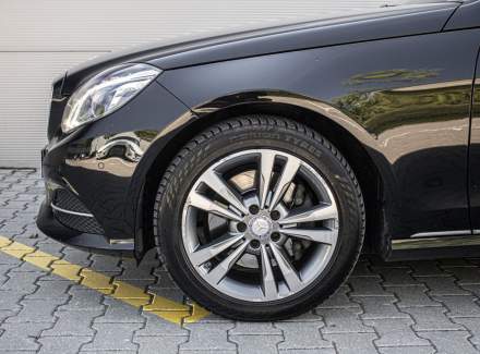 Mercedes-Benz - E-class