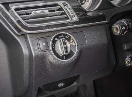 Mercedes-Benz - E-class