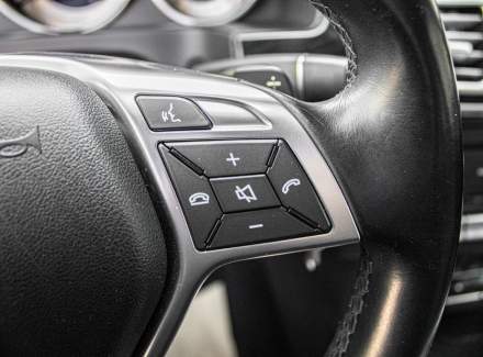 Mercedes-Benz - E-class