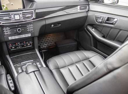 Mercedes-Benz - E-class