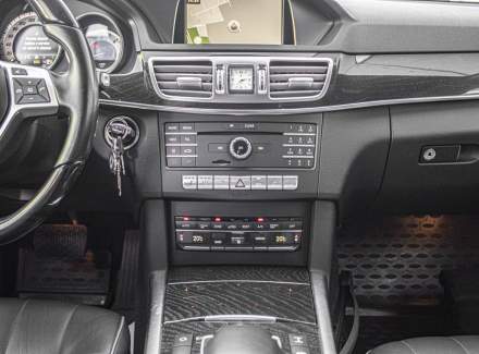 Mercedes-Benz - E-class