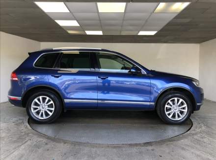 Volkswagen - Touareg