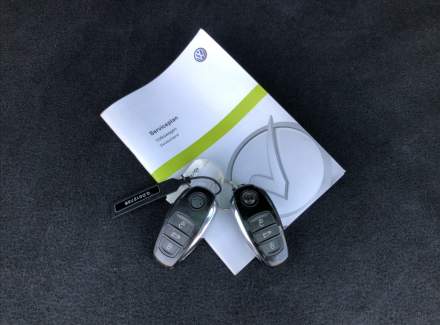 Volkswagen - Touareg