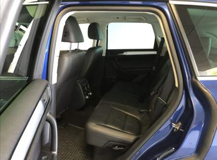 Volkswagen - Touareg