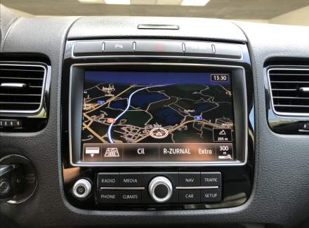 Volkswagen - Touareg