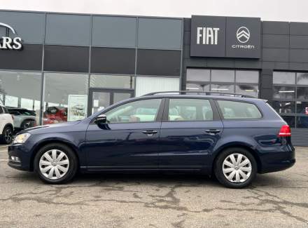 Volkswagen - Passat