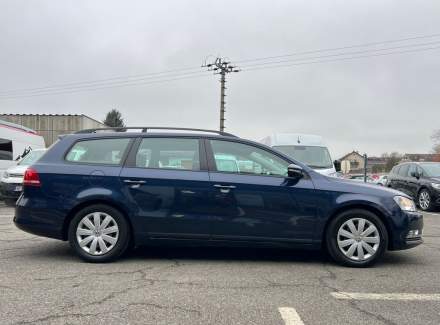 Volkswagen - Passat