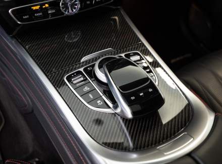 Mercedes-Benz - G-class