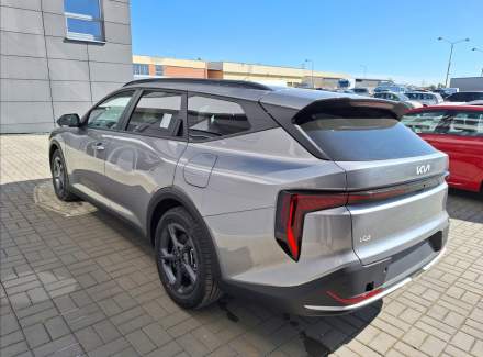 Kia - K4