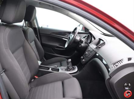 Opel - Insignia