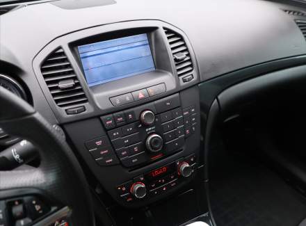 Opel - Insignia
