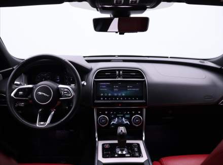 Jaguar - XE