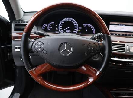 Mercedes-Benz - S-class
