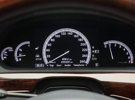 Mercedes-Benz - S-class
