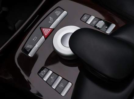 Mercedes-Benz - S-class