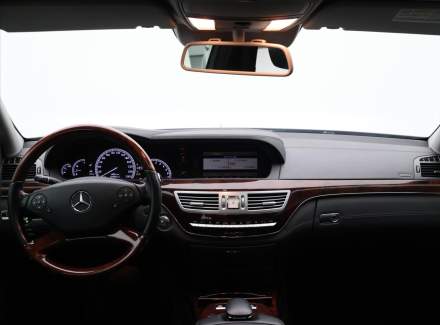 Mercedes-Benz - S-class