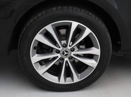 Mercedes-Benz - V-class
