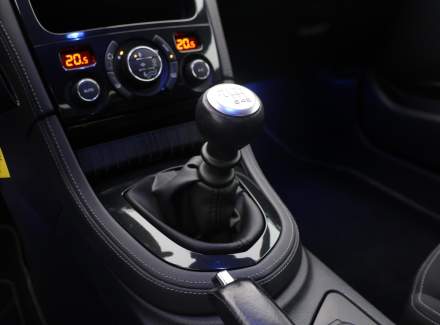 Peugeot - RCZ