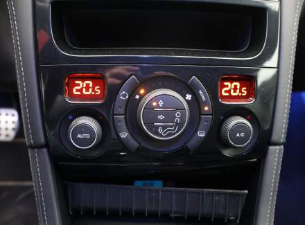 Peugeot - RCZ