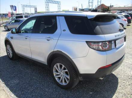 Land Rover - Discovery Sport