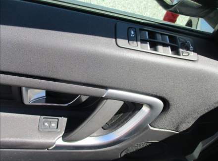 Land Rover - Discovery Sport