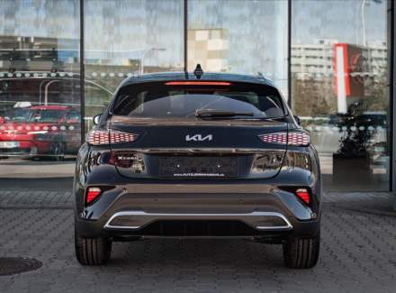 Kia - XCeed