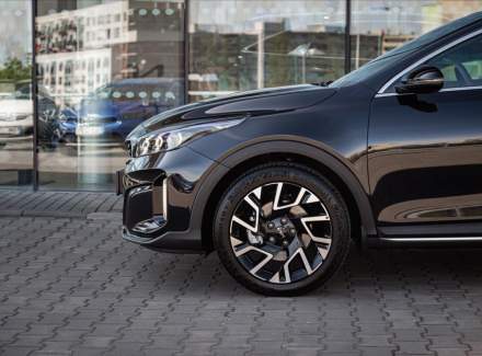 Kia - XCeed
