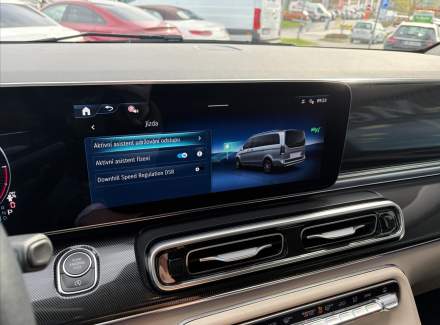 Mercedes-Benz - V-class