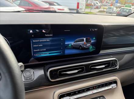 Mercedes-Benz - V-class