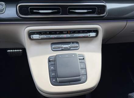 Mercedes-Benz - V-class