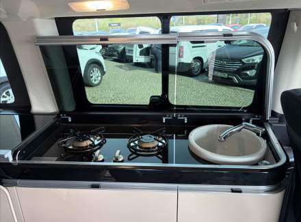 Mercedes-Benz - V-class