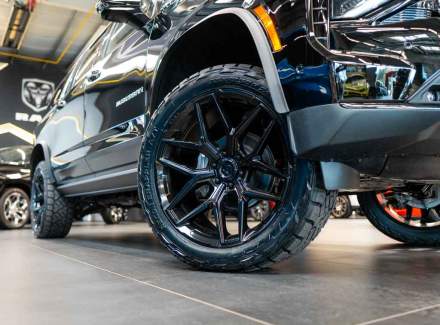 Chevrolet - Suburban