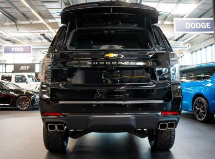 Chevrolet - Suburban