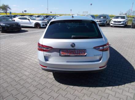 Škoda - Superb