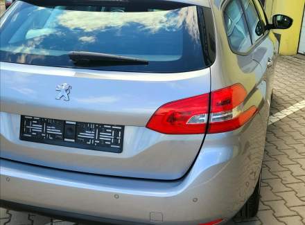 Peugeot - 308