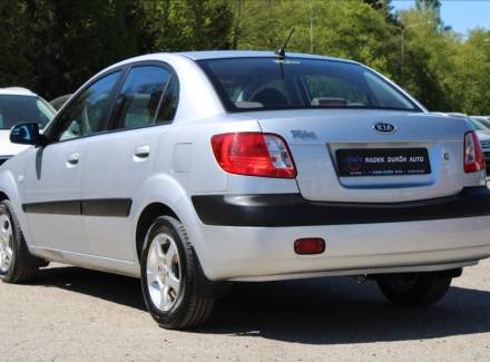 Kia - Rio