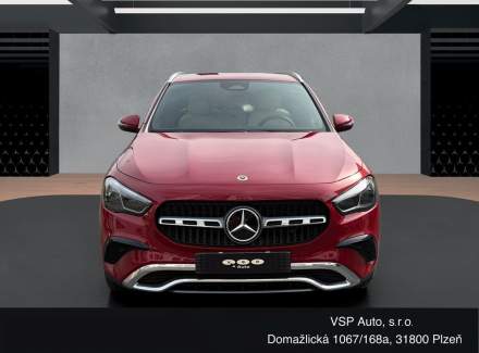 Mercedes-Benz - GLA