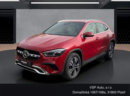 Mercedes-Benz - GLA