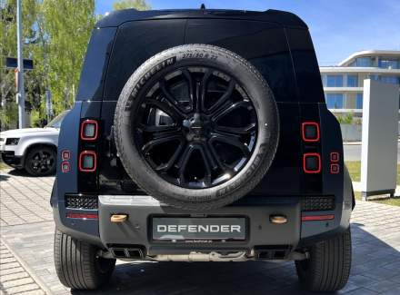 Land Rover - Defender