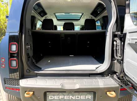 Land Rover - Defender