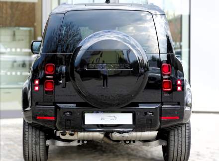 Land Rover - Defender