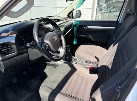 Toyota - Hilux