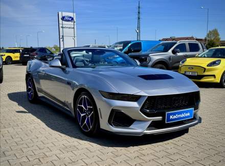 Ford - Mustang