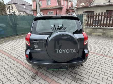 Toyota - RAV 4