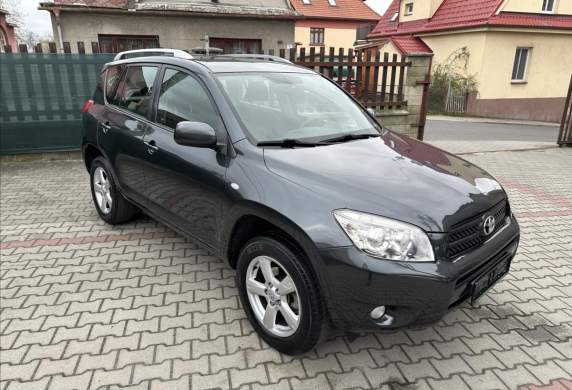 Toyota - RAV 4